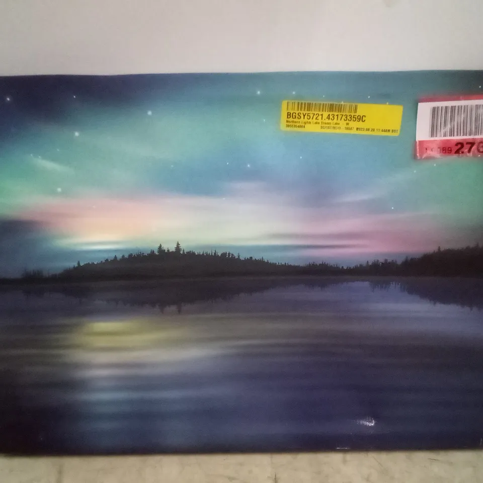 NORTHERN LIGHTS LAKE DREAM - WRAPPED CANVAS PRINT