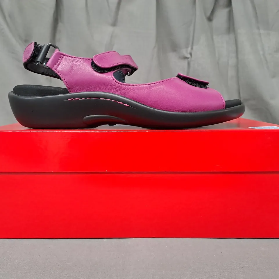 BOXED PAIR OF WOLKY OPEN TOE WEDGE SANDALS IN PURPLE EU SIZE 40