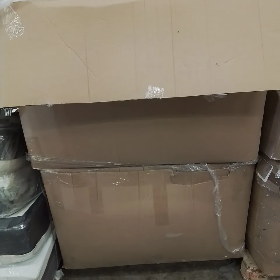 PALLET OF VARIOUS PILLOWS, MOSTLY BODY PILLOWS 