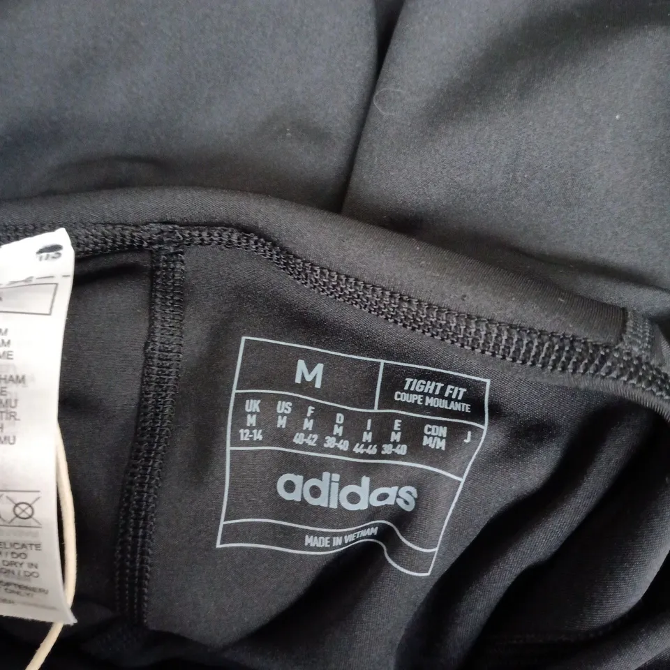 ADIDAS BLACK RUNNING PANTS – MEDIUM (M)