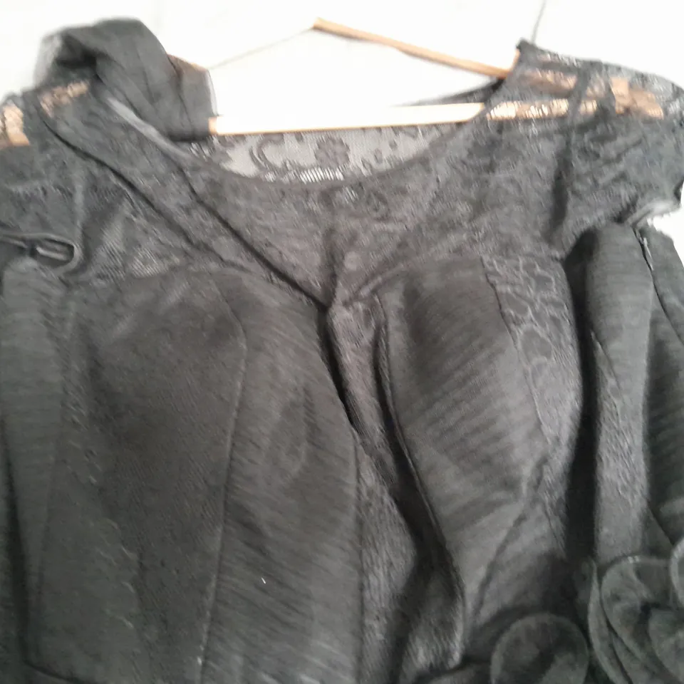 RONALD JOYCE VENI INFANTINO BLACK LACE DRES - UK 10