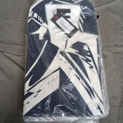 BAGGED TED BAKER LONDON RELAXED FISH PRINT SHIRT – MID NAVY - SIZE 4