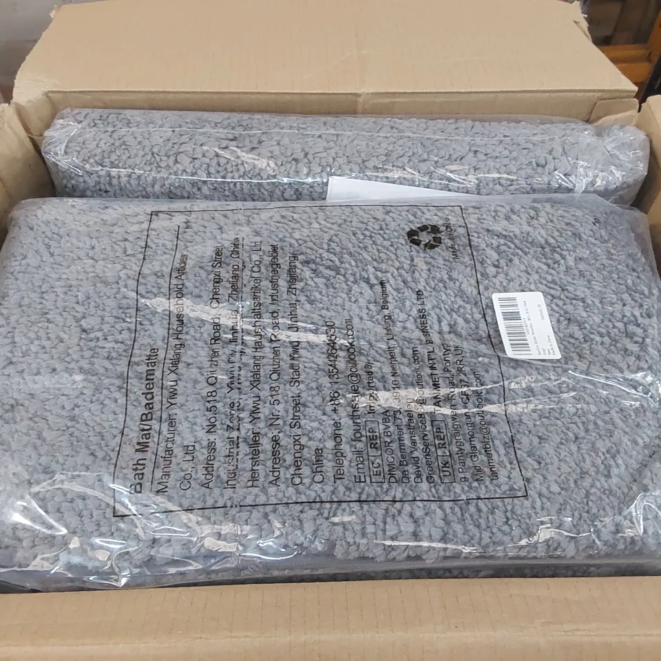 BOX OF 5x RENFOX BATHMATS 