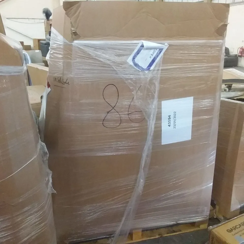 PALLET OF ASSORTED ITEMS INCLUDING GARCARE CORDED POLE HEDGE TRIMMER, ACCSTORE FABRIC WARDROBE, JOISCOPE, MERRIMEN BUBBLE WRAP ROLL, SNOW CONE MACHINE, COZEEMAX GARMENT STEAMER