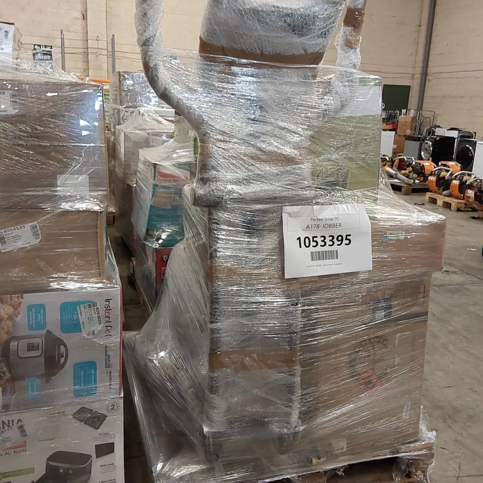 PALLET OF APPROXIMATELY 4 ASSORTED ITEMS INCLUDING: