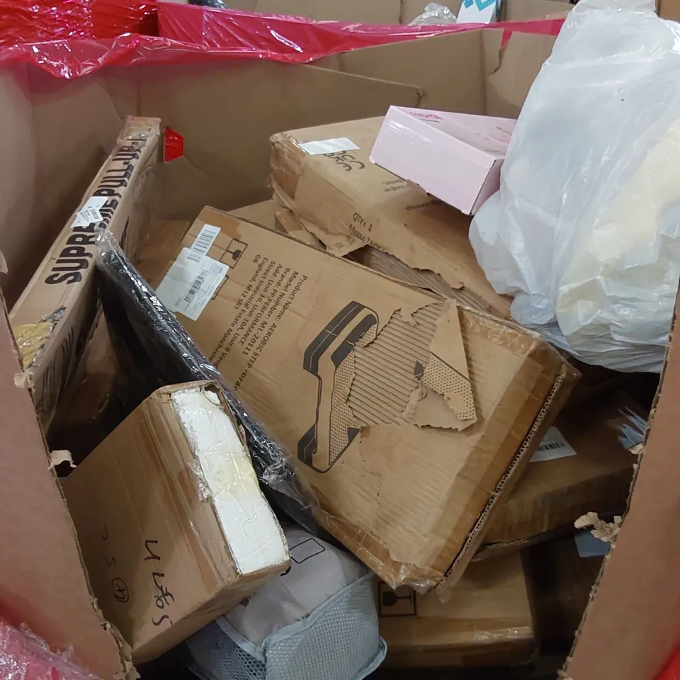 PALLET OF ASSORTED HOUSEHOLD ITEMS AND CONSUMER PRODUCTS. INCLUDING; BAGS, PULL-UP BARS, AEROBIC STEPS ETC
