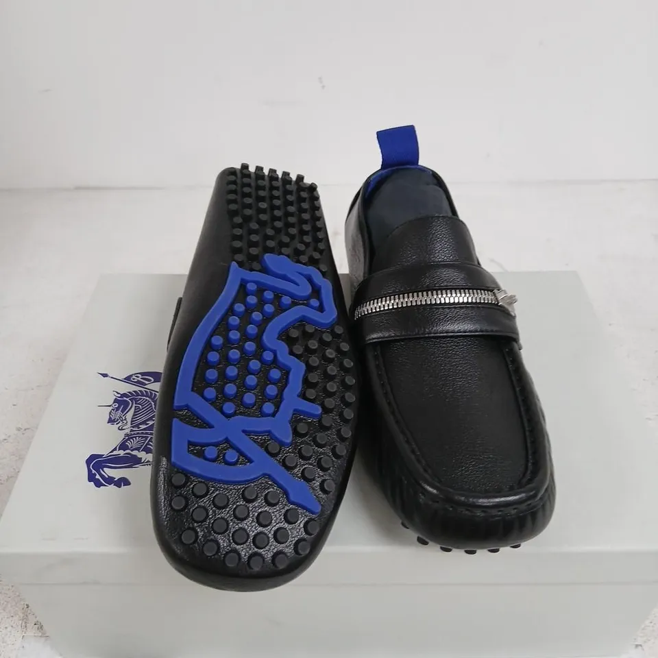 BURBERRY LEATHER SLIP-ON LOAFERS – BLACK, UK 7 (EUR 41)