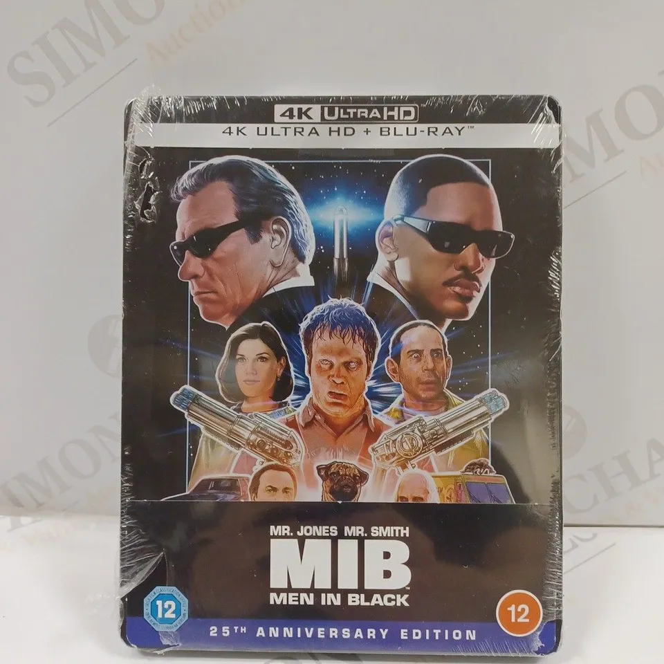 4K ULTRA HD + BLU-RAY MIB MEN IN BLACK DVD - 25TH ANNIVERSARY EDITION. 