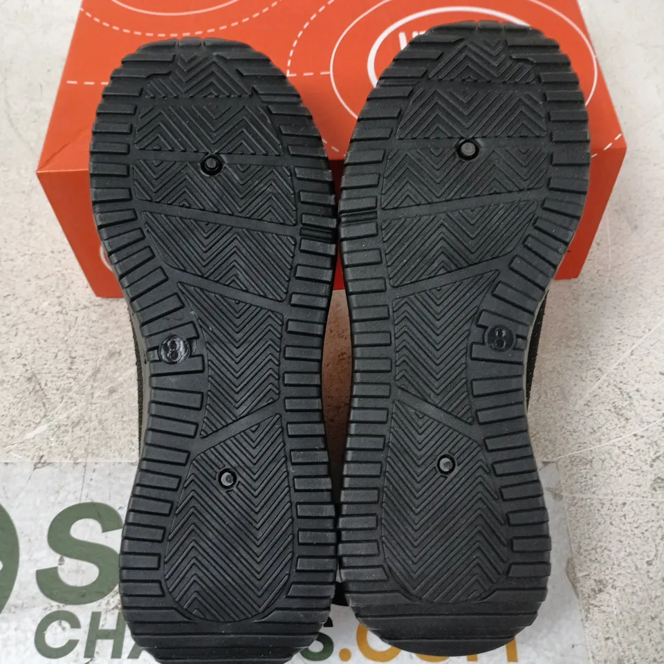 BOXED PAIR OF URBAN JACKS COCKTAIL SHOES IN BLACK - SIZE 8