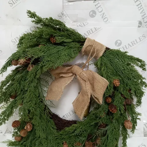 BELL & ACORN WREATH