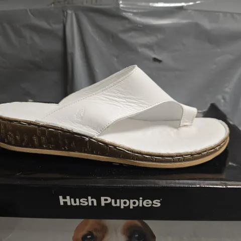 BOXED HUSH PUPPIES ELISSA TOEPOST - UK 8