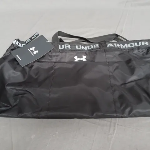 UNDER ARMOUR BLACK DUFFLE BAG