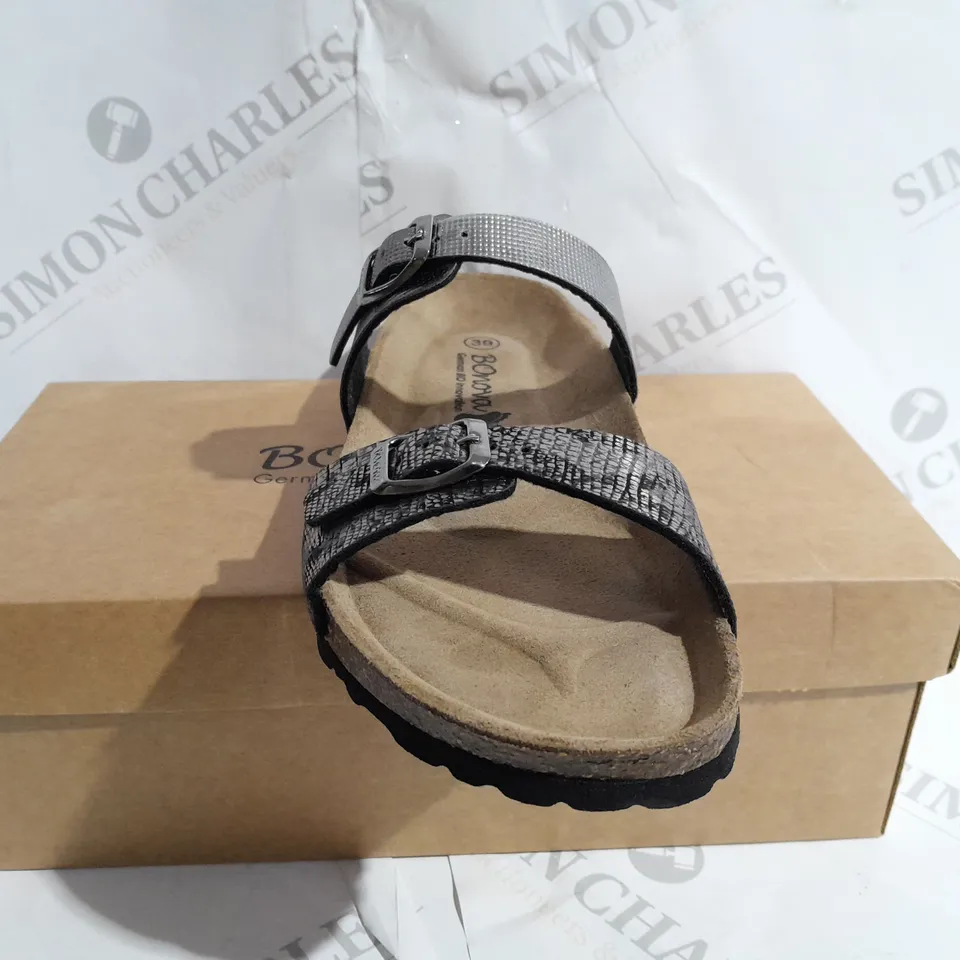 BONOVA PLATFORM 2 STRAP SANDAL - SIZE 6