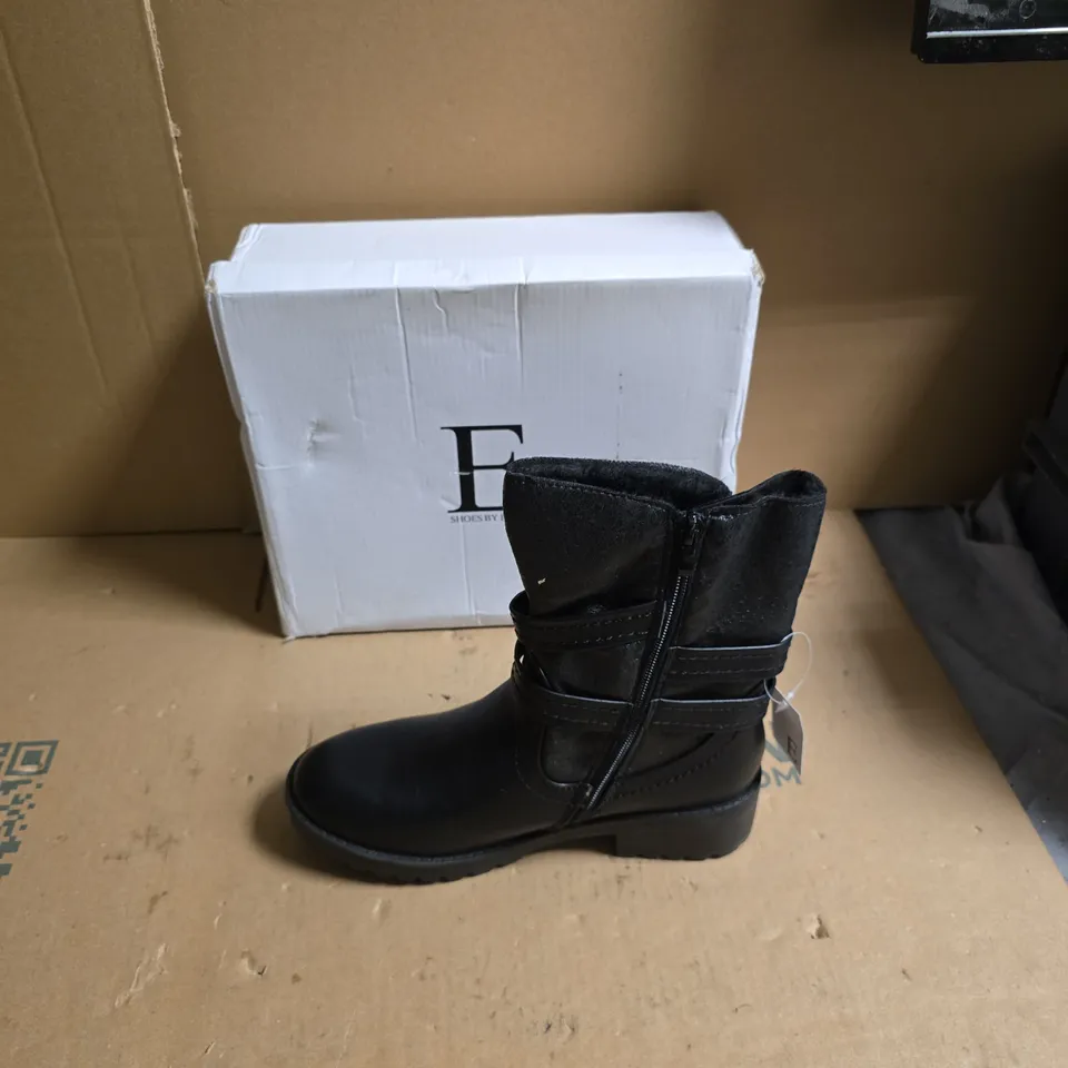 EMMA SHOES – WOMEN'S BLACK LEATHER ANKLE BOOTS WITH STRAPS - SIZE UK 5
