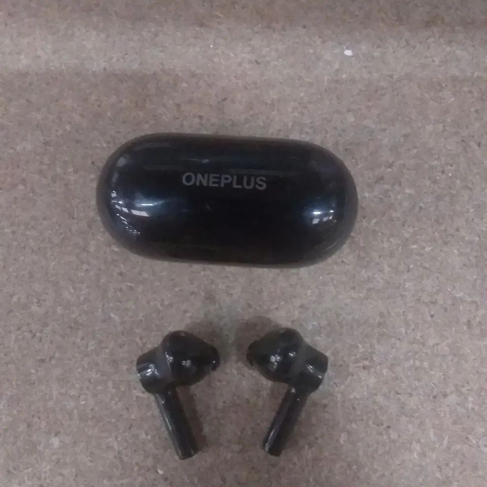 ONEPLUS BUDS Z2 WIRELESS NOISE-CANCELLING HEADPHONES