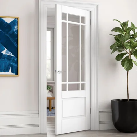 BOXED DOWNHAM CLEAR BEVELLED GLAZED PRIMED WHITE INTERNAL DOOR - 35mm x 78" x 30" (1 BOX)