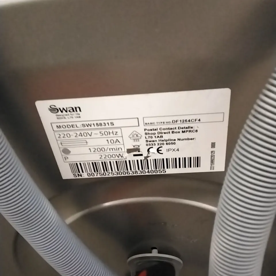 SWAN SW15831S 8KG LOAD WASHING MACHINE SILVER 