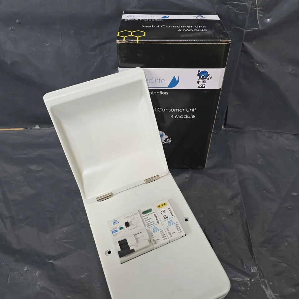 BOXED WHITECLIFFE METAL CONSUMER UNIT - 4 MODULE 
