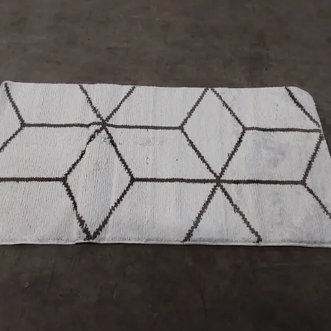 BRAND NEW BAGGED PACO HOME KAUNAS BATH MAT - 150 x 80cm