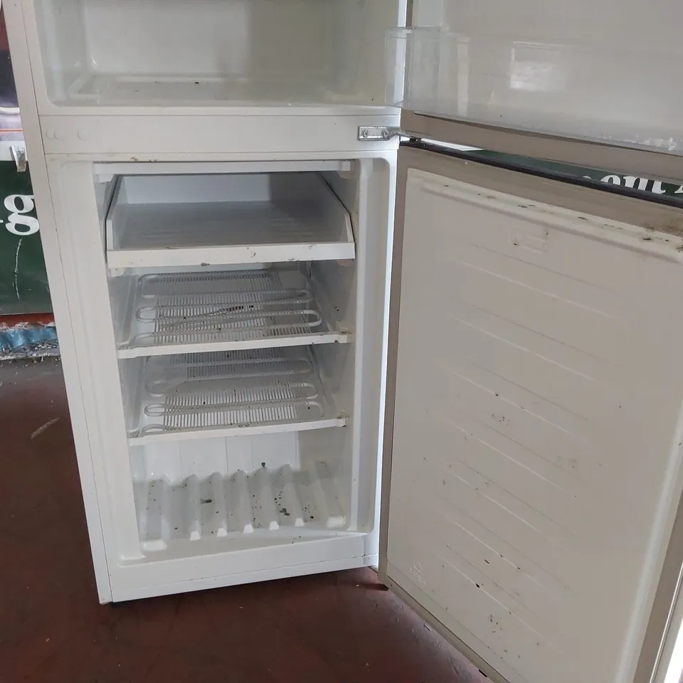 FRIDGEMASTER MC55240MDF FRIDGE FREEZER