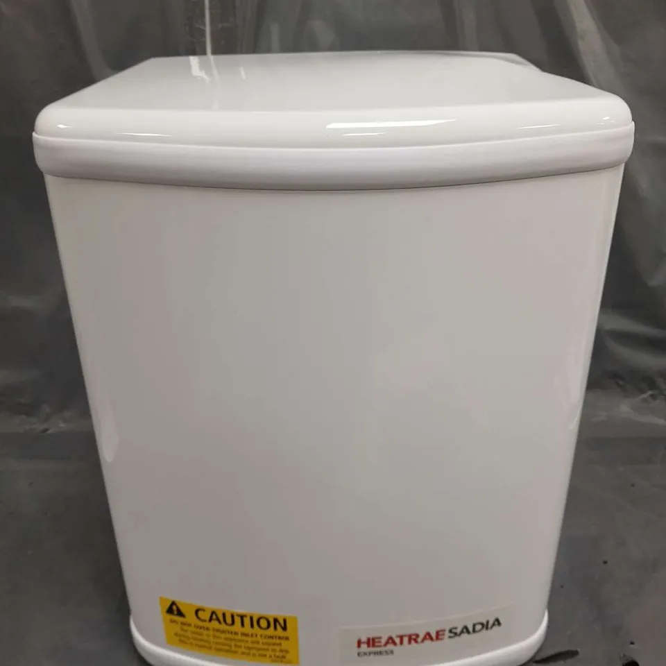 BOXED HEATRAESADIA EXPRESS 7/3 WATER HEATER