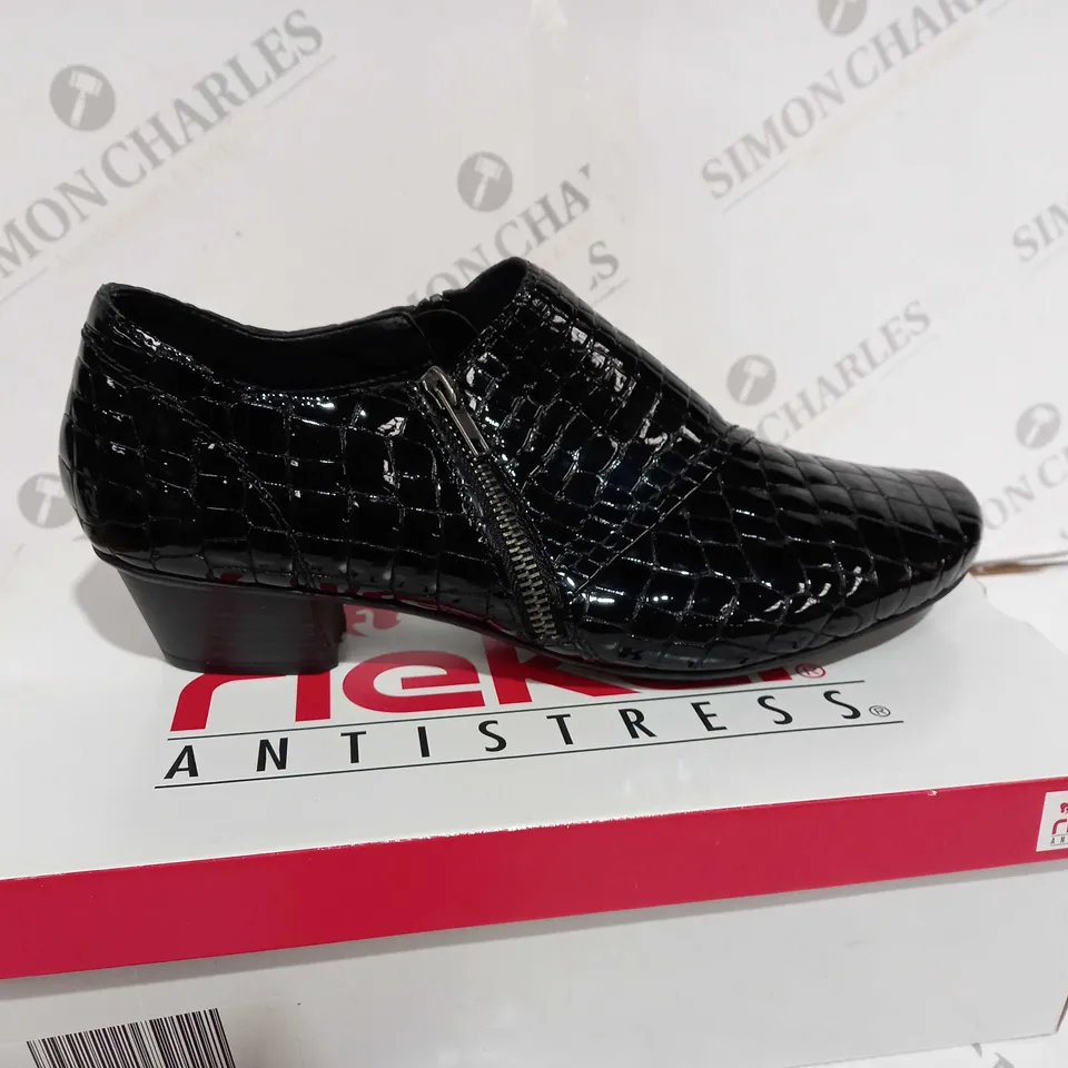 RIEKER BLACK PATENT SNAKESKIN-EFFECT SHOES - SIZE UK 6