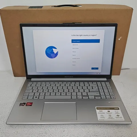 BOXED ASUS VIVOBOOK GO 14/15 RYZEN 30 7000 SERIES 512GB RAM LAPTOP IN SILVER - E1504F