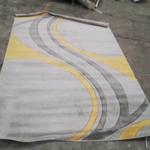 QUALITY DESIGNER RUG APPROXIMATELY 288X196