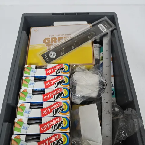 APPROXIMATELY 15 ASSORTED HOUSEHOLD PRODUCTS TO INCLUDE INCENSE STICKS, SOAP PUMP DISPENSER BOTTLE AND THIRSTY DRINKS BOTTLE