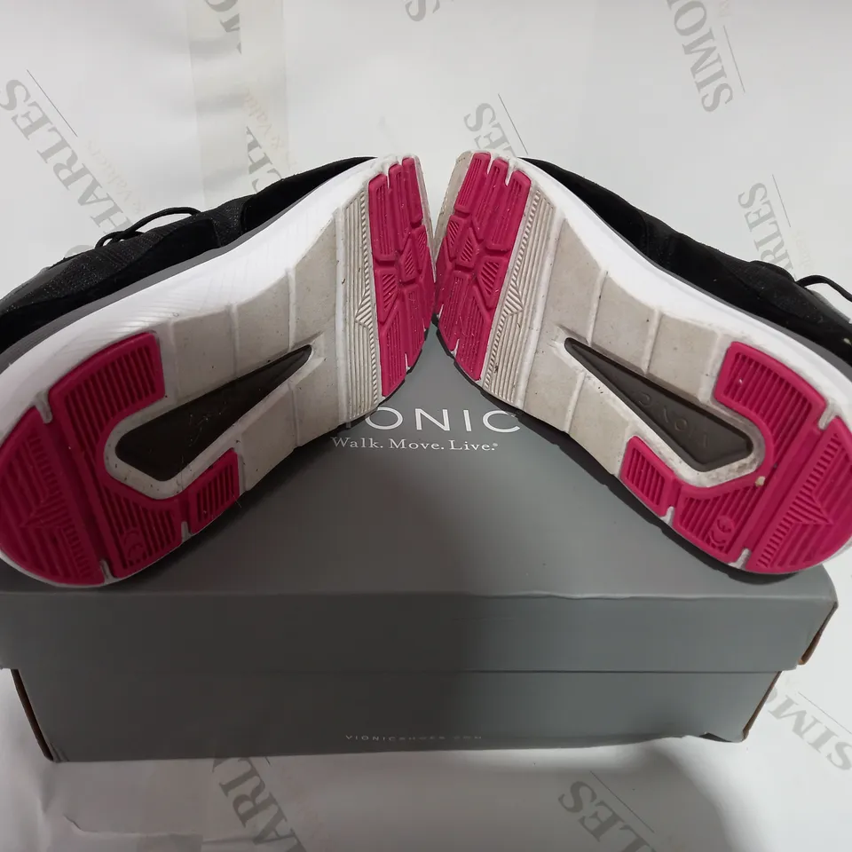 BOXED PAIR OF VIONIC BLACK TRAINERS  - SIZE 6