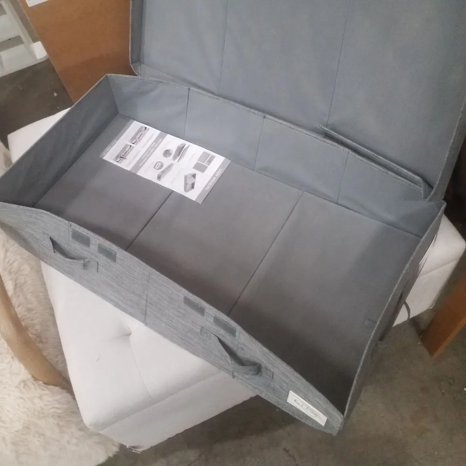 LIVING AND HOME FABRIC UNDER BED CLOTHES STORAGE ORGANISER WITH LID