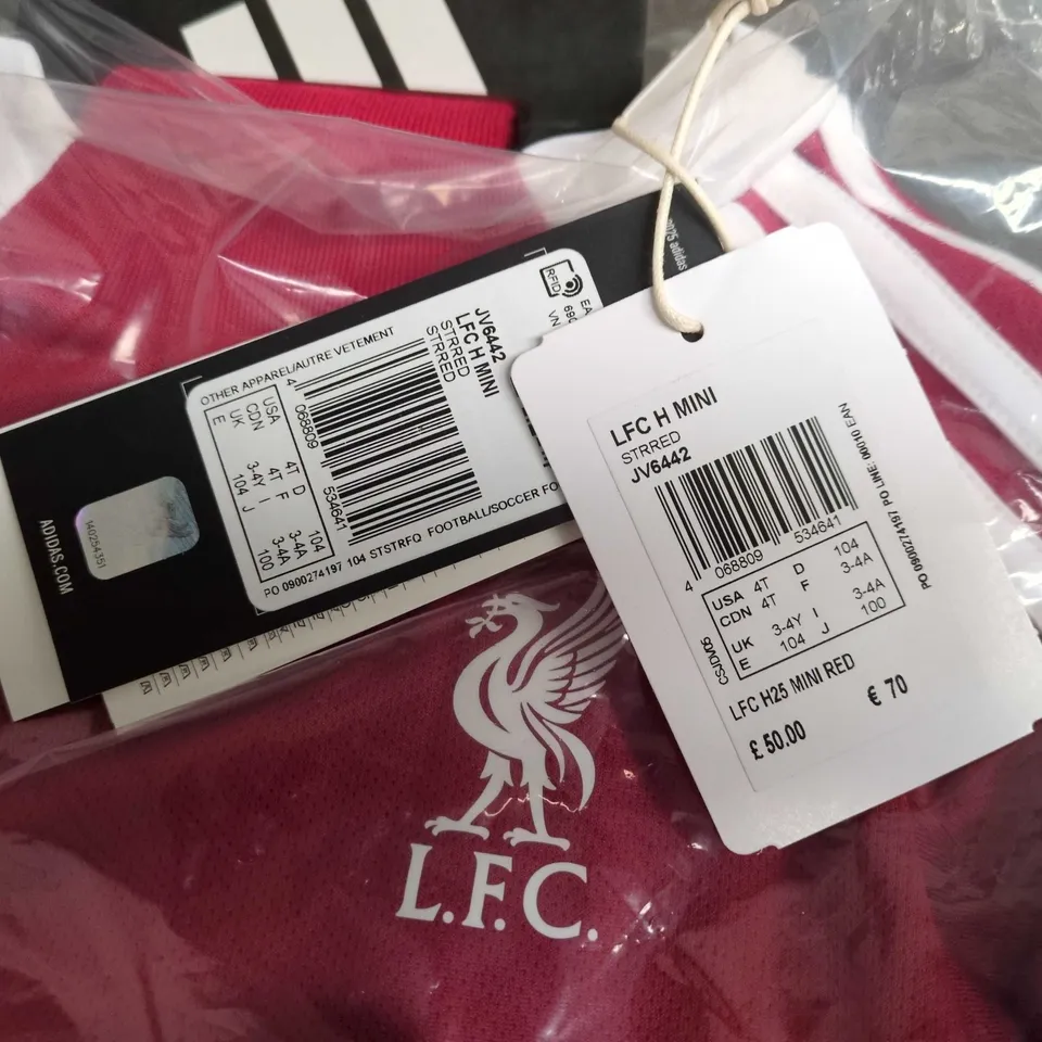 LIVERPOOL FC H25 MINI KIT IN RED - UK 3-4 YRS