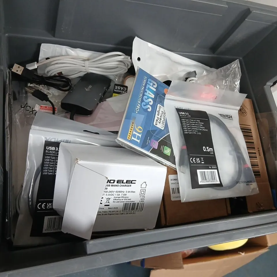 LARGE QUANTITY OF ASSORTED ELECTRICAL DEVICE ACCESSORIES