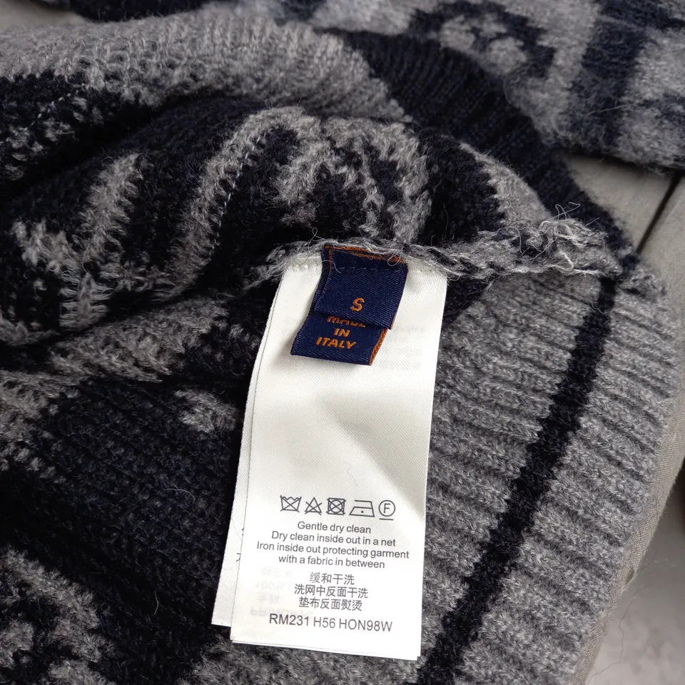 LOUIS VUITTON KNITTED CARDIGAN - SMALL