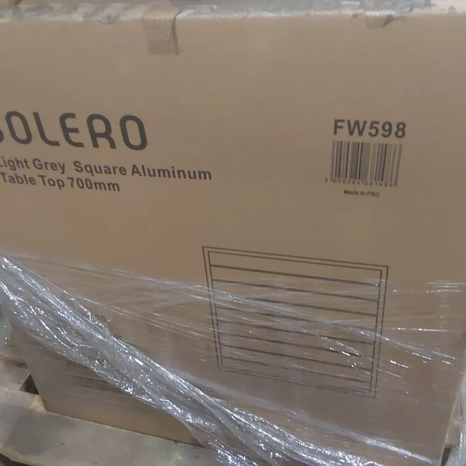 PALLET CONTAINING A VERY LARGE QUANTITY OF BRAND NEW BOXED BOLERO ALUMINIUM TABLE TOPS 
