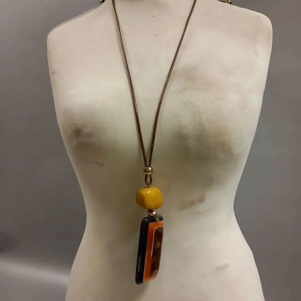 BRAND NEW BROWN PEPPER HANDBAGS MARS YELLOW NECKLACE 