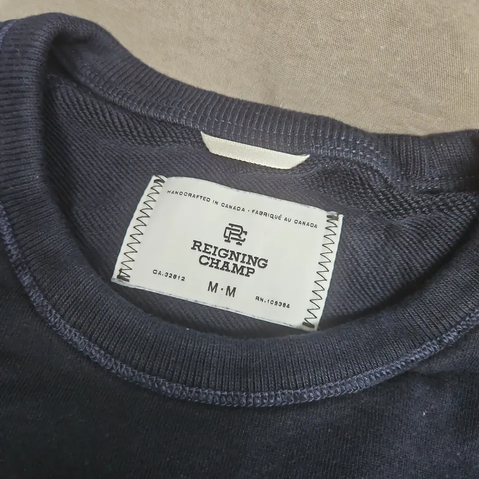 REIGNING CHAMP JUMPER IN NAVY - MEDIUM