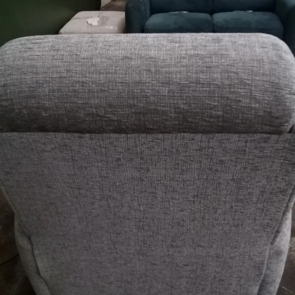 DESIGNER G PLAN MADE HAMILTON FARROW ICE ELECTRIC RECLINING ARM CHAIR