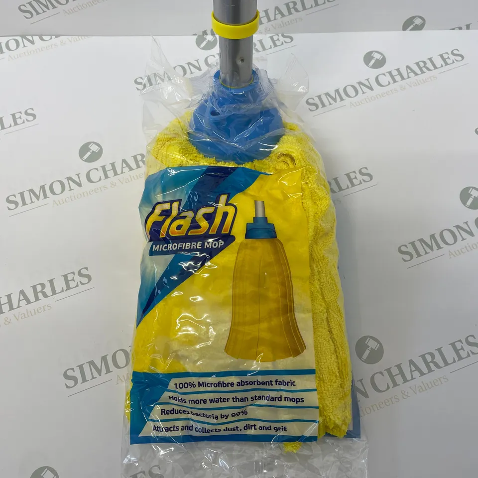 4 BOXES OF 6 BRAND NEW FLASH MICROFIBRE MOPS WITH TELESCOPIC HANDLES (1 BOX)