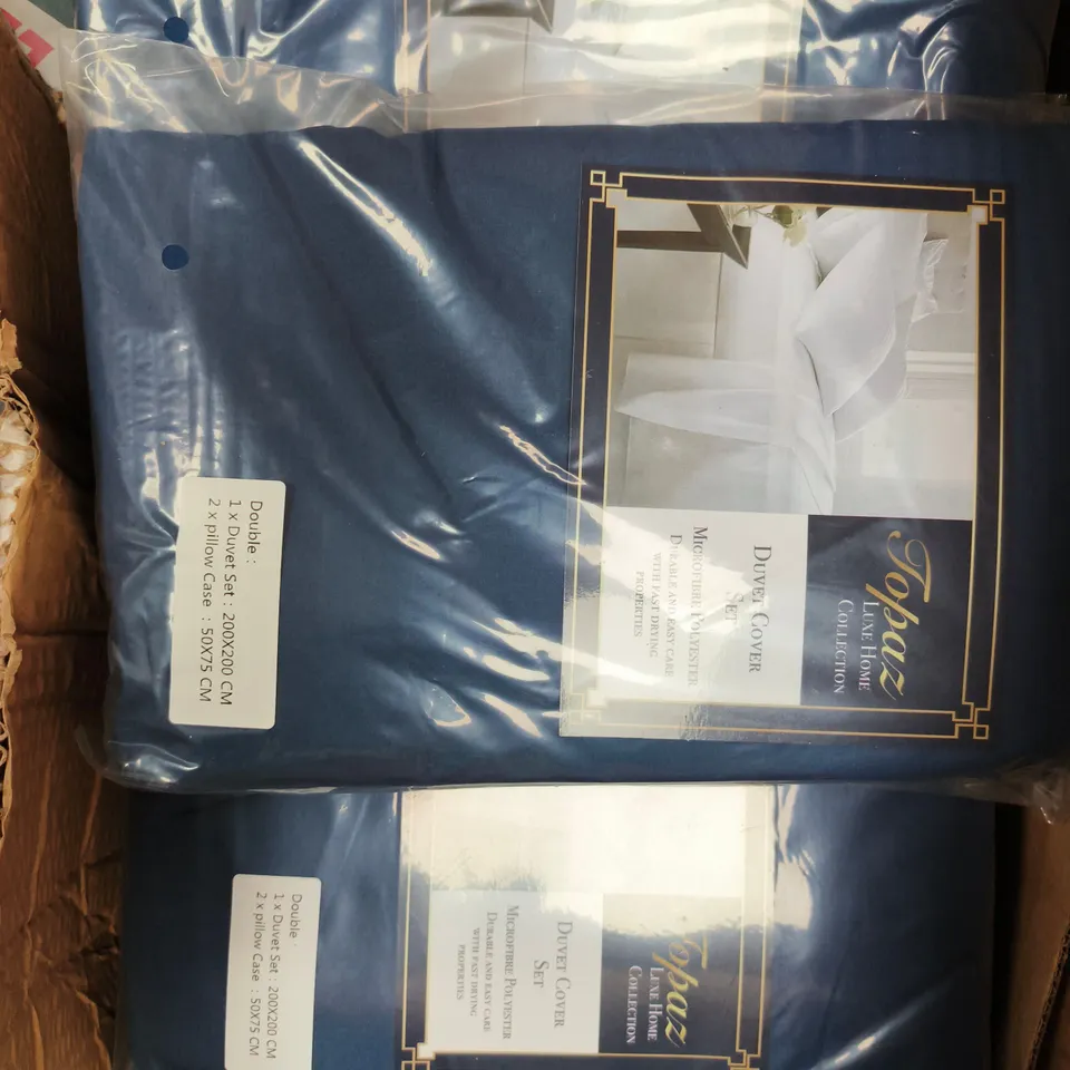APPROXIMATELY 10 TOPAZ LUXE HOME COLLECTION DUVET COVER SETS - DOUBLE 