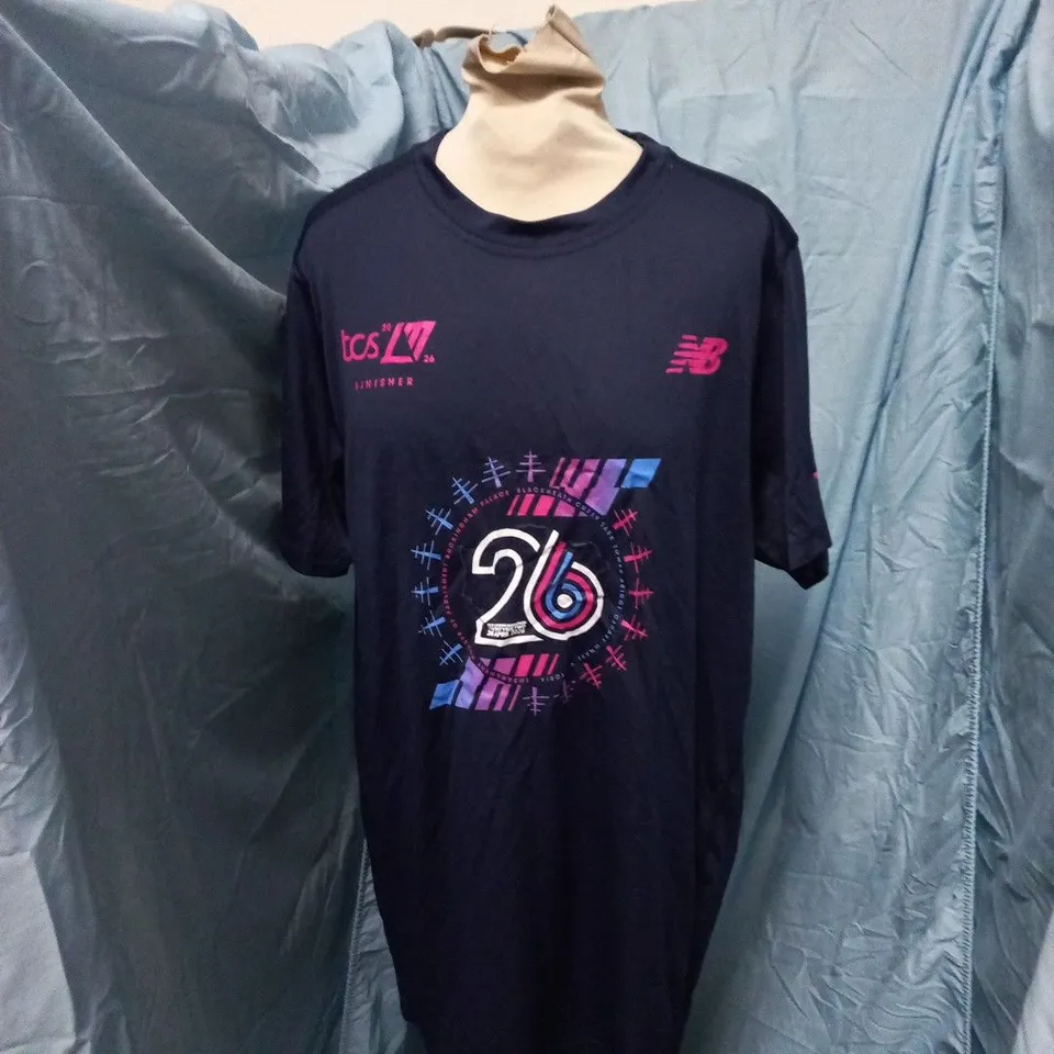 NEW BALANCE RUN LDN T-SHIRT – NAVY, UK SIZE L