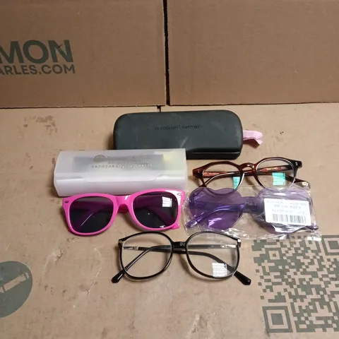 TOTE OF APPROXIMATELY 30 ASSORTED GLASSES/SUNGLASSES ITEMS