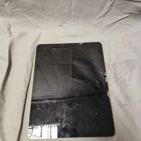 APPLE IPAD TABLET - A2229