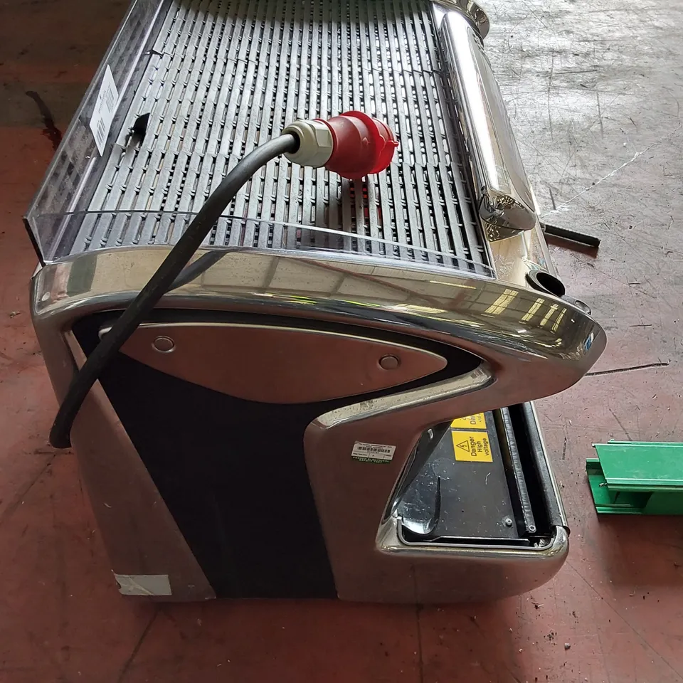 FAEMA EMBLEMA 2 GROUP ESPRESSO MACHINE