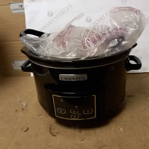 CROCK POT SLOW COOKER