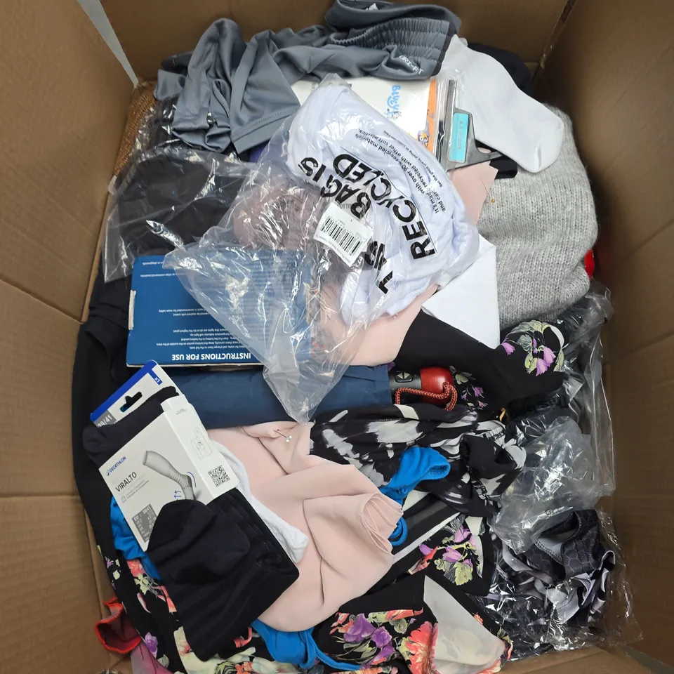 LARGE BOX OF APPROXIMATELY 20 ASSORTED CLOTHING ITEMS IN VARIOUS SIZES, STYLES AND COLOUR 