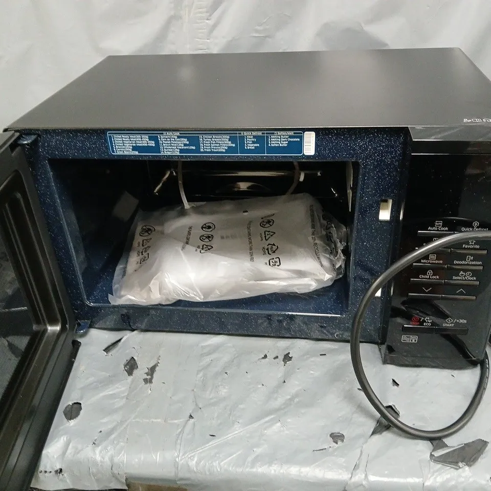 BOXED SAMSUNG MS23K3513AK/EU SOLO 23L MICRCOWAVE OVEN - COLLECTION ONLY