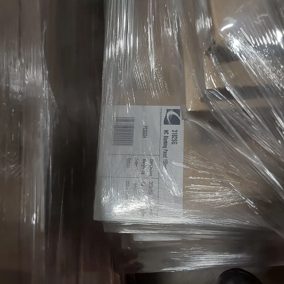 PALLET CONTAINING A LARGE QUANTITY OF ASSORTED BATHROOM FURNITURE PANELS INCLUDING: VANITY END PANELS, WC BLANKING PANEL ECT