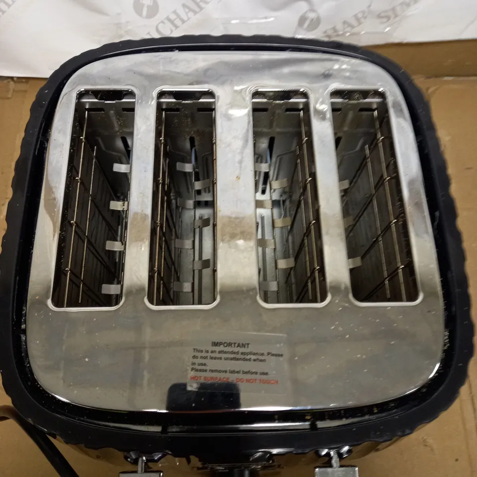 DE'LONGHI BALLERINA 4-SLOT TOASTER