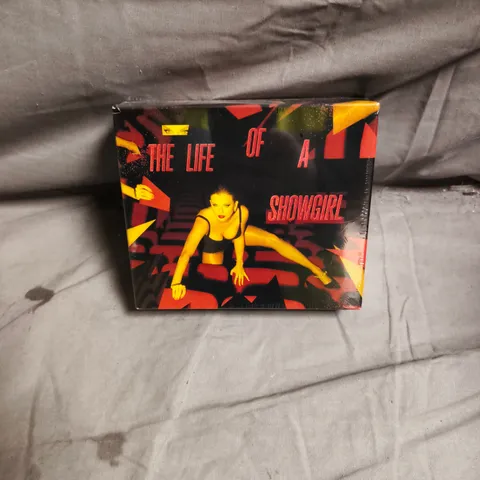 THE LIFE OF A SHOWGIRL – CD - TAYLOR SWIFT